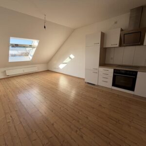 Gemütliche Dachgeschosswohnung nähe Zoo