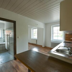 Haus-im-Haus im Grünen ohne Garten - viele Highlights für solvente Familien