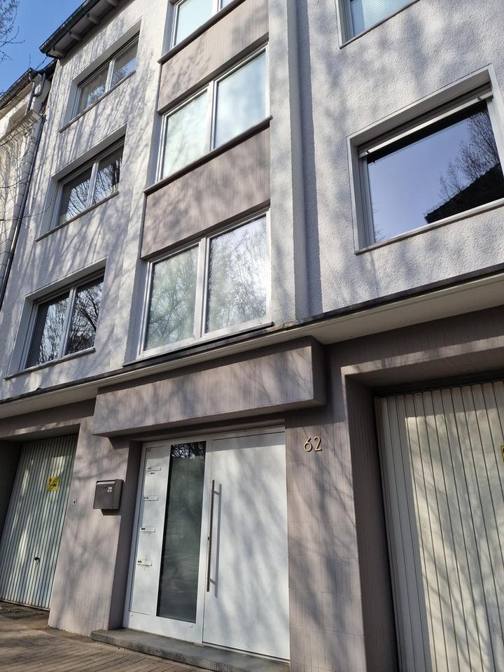 Großzügige 5-Zimmer-Wohnung in der ruhigen Arndtstraße im beliebten Kaiserstraßenviertel