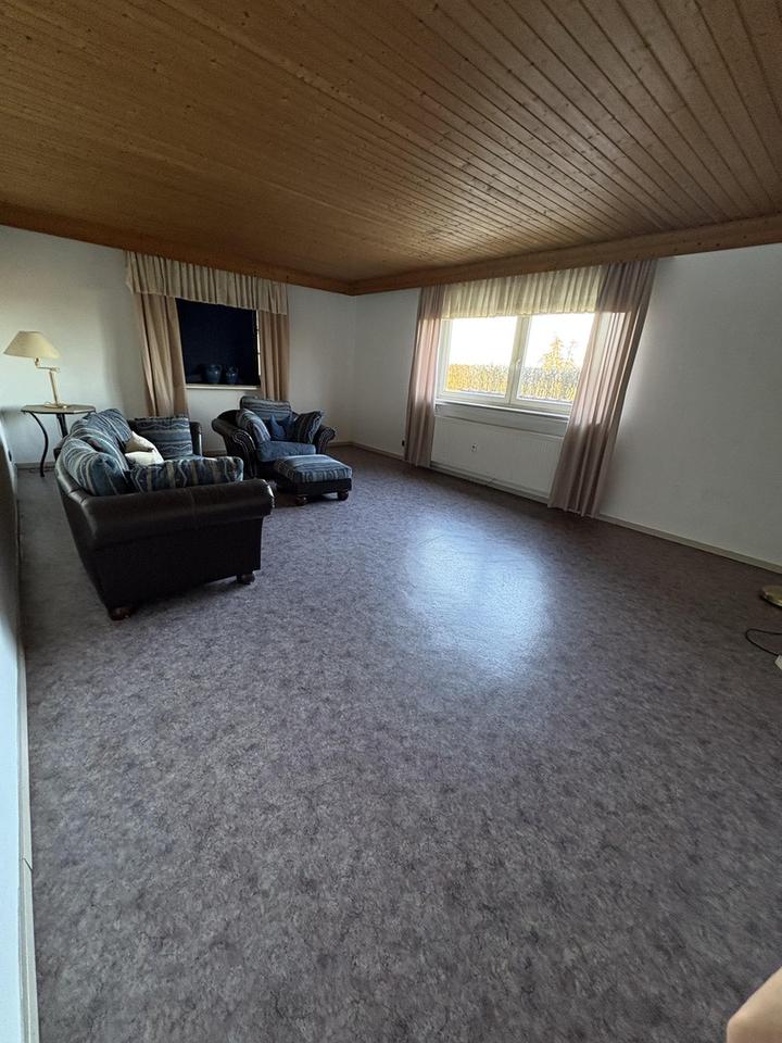 3-Zimmer-Souterrainwohnung mit Küche in Ermreus – Bild 6