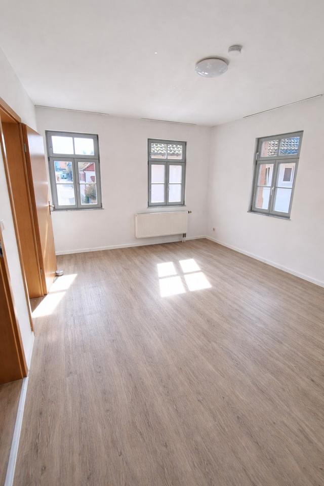 Stilvoll modernisierte 2,5-Zimmer-Wohnung – sofort bezugsfrei – Bild 15