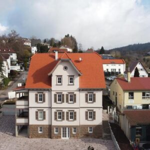 Erstbezug nach Kernsanierung : Modern geschnittene 2,5 Zimmerwohnung im EG