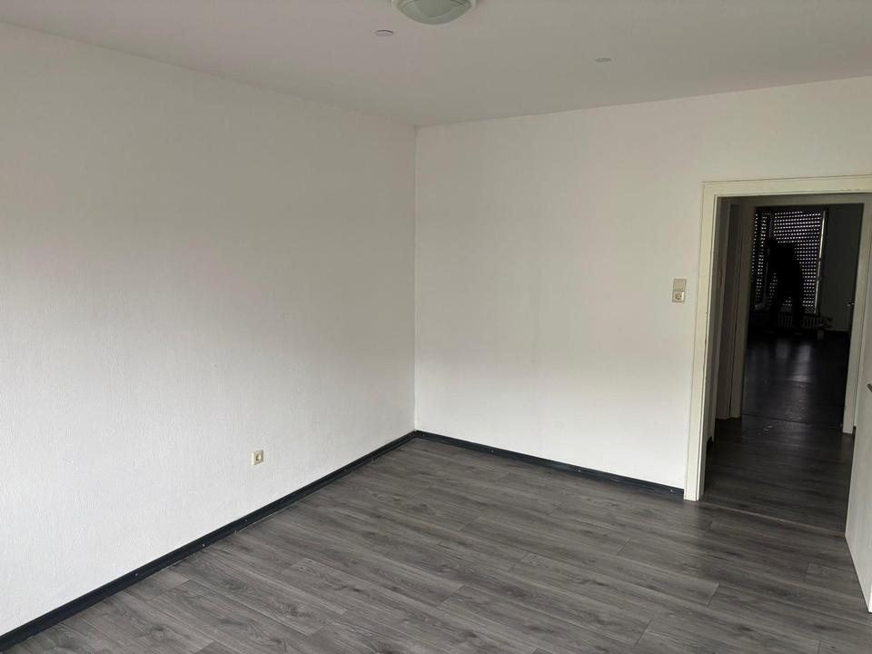 3 ZKBB plus Balkon renoviert zentral Pirmasens