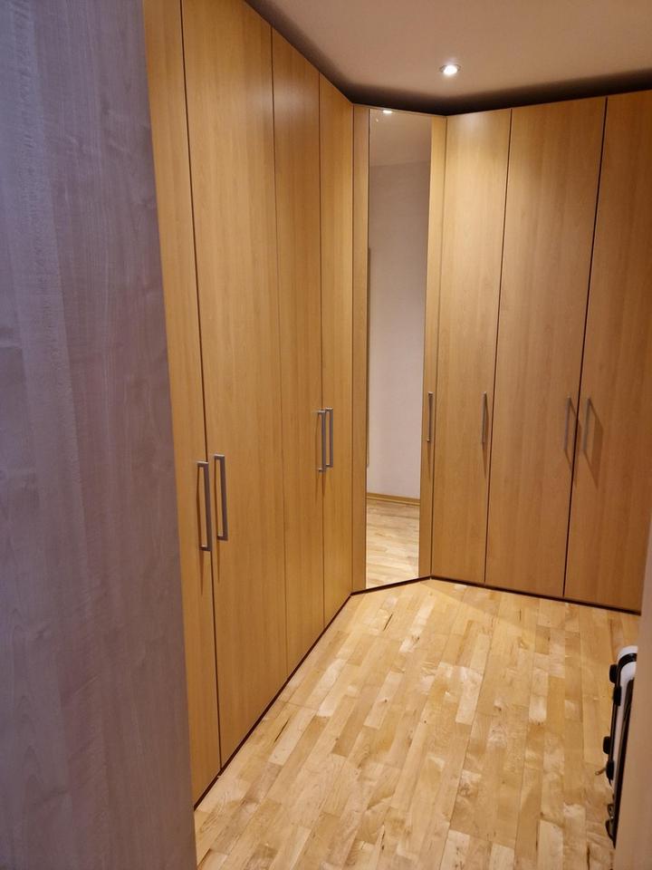 Westend-Nord: 3,5 -Zimmer-Wohnung mit Skyline-Blick – Bild 3