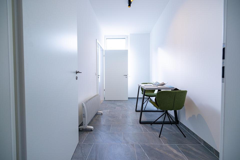 Charmante vollmöblierte 1-Zimmer-Neubauwohnung im 2. OG WE 26 – Bild 7