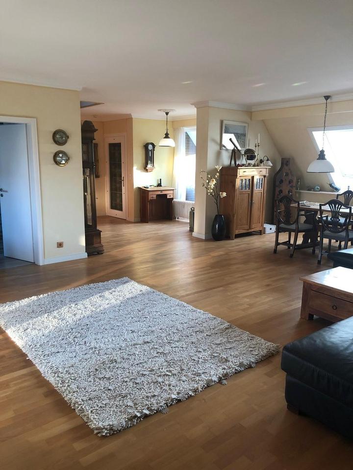 Strandnahe Maisonette-Wohnung: 93 m² Wohnfläche + 73 m² Dachgeschoss, 2 Terrassen & Garage – Bild 3