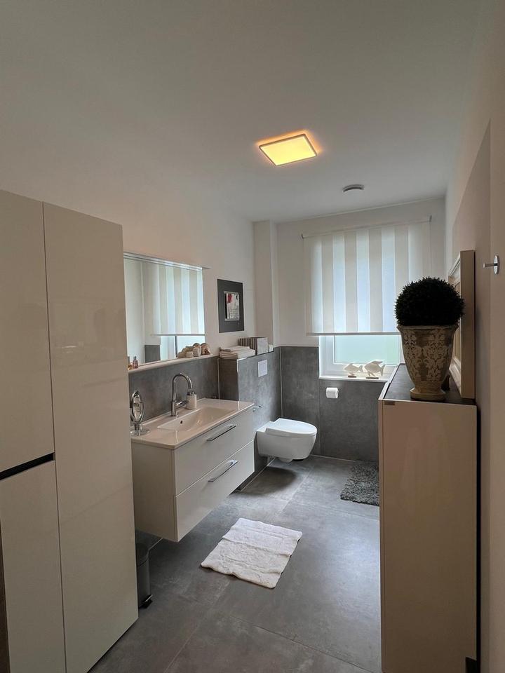 Moderne 3-Zimmer-Neubauwohnung mit Garten im Erdgeschoss – Bild 16