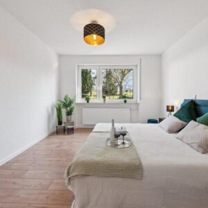 PROVISIONSFREI - Sanierte & bezugsfreie 4-Zimmerwohnung zu verkaufen