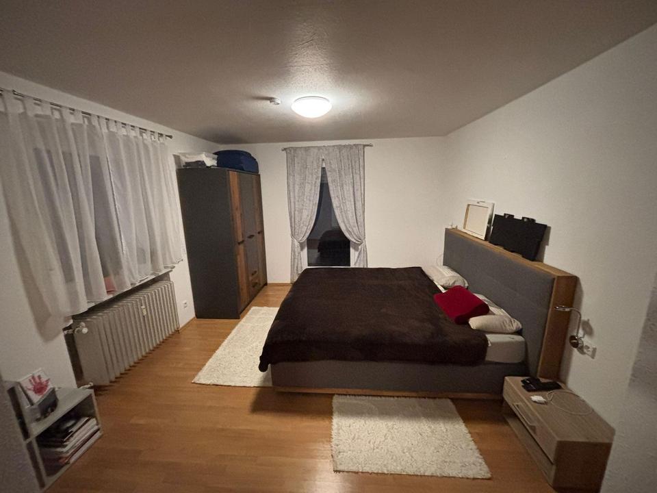 Gepflegte 4-Zimmer-Wohnung inkl. Terrasse und Balkon – Bild 9