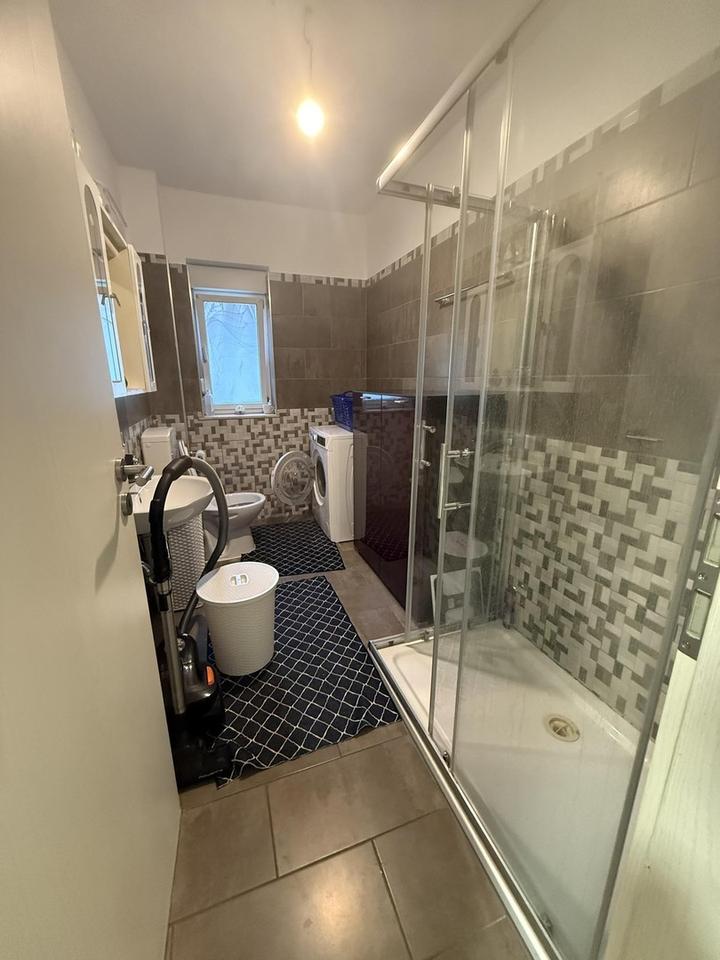 1. Obergeschoss Wohnung rechts – Bild 2