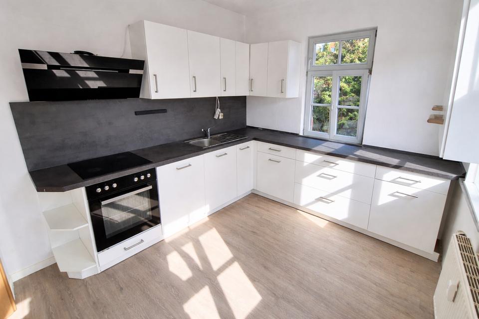 Stilvoll modernisierte 2,5-Zimmer-Wohnung – sofort bezugsfrei – Bild 9