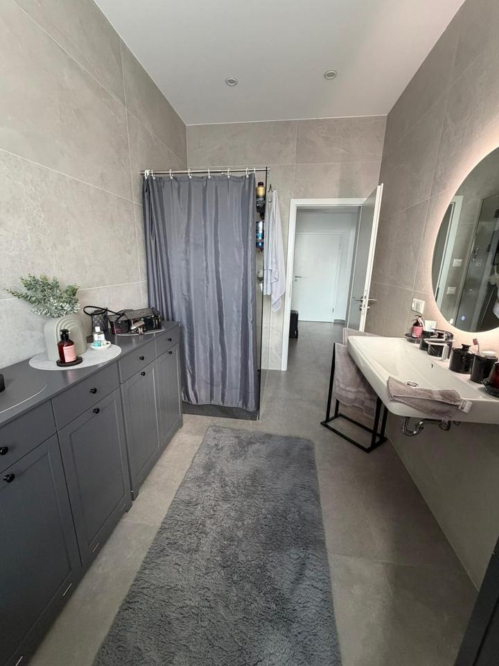 Traumhafte Wohnung – großzügig, lichtdurchflutet, mit sonnigem Garten – Bild 4