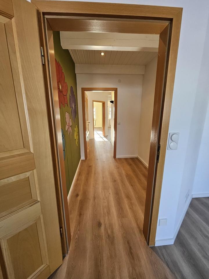 Weide, Wald und Wintergarten - Ein Traumhaus unterm Reetdach – Bild 39