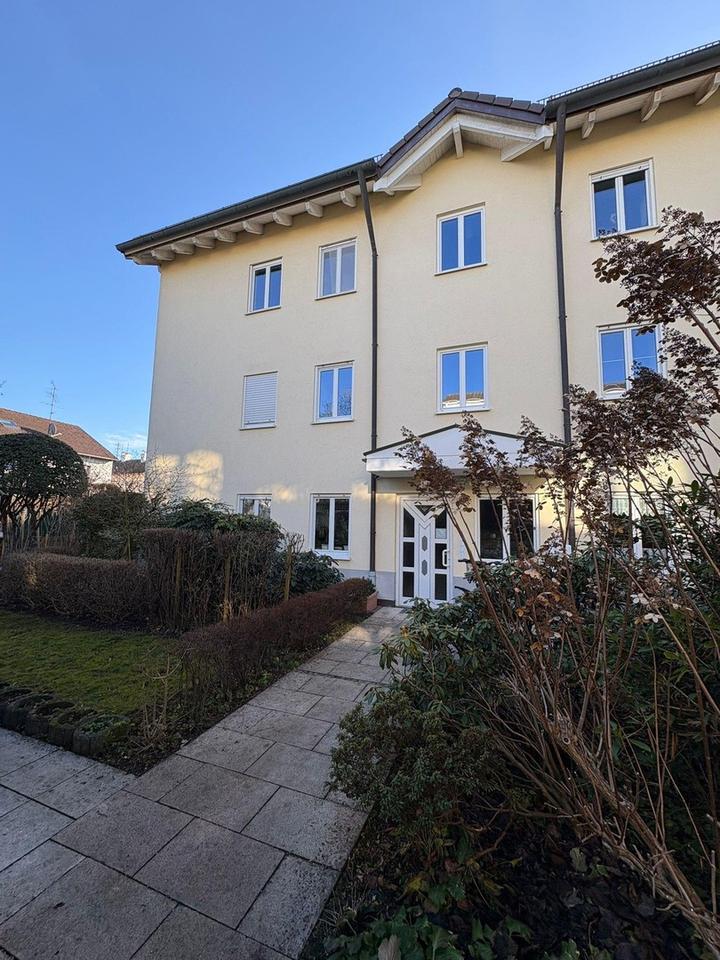 Charmante 1,5-Zimmer Wohnung mit Balkon in Poing (ideal für Kapitalanleger))