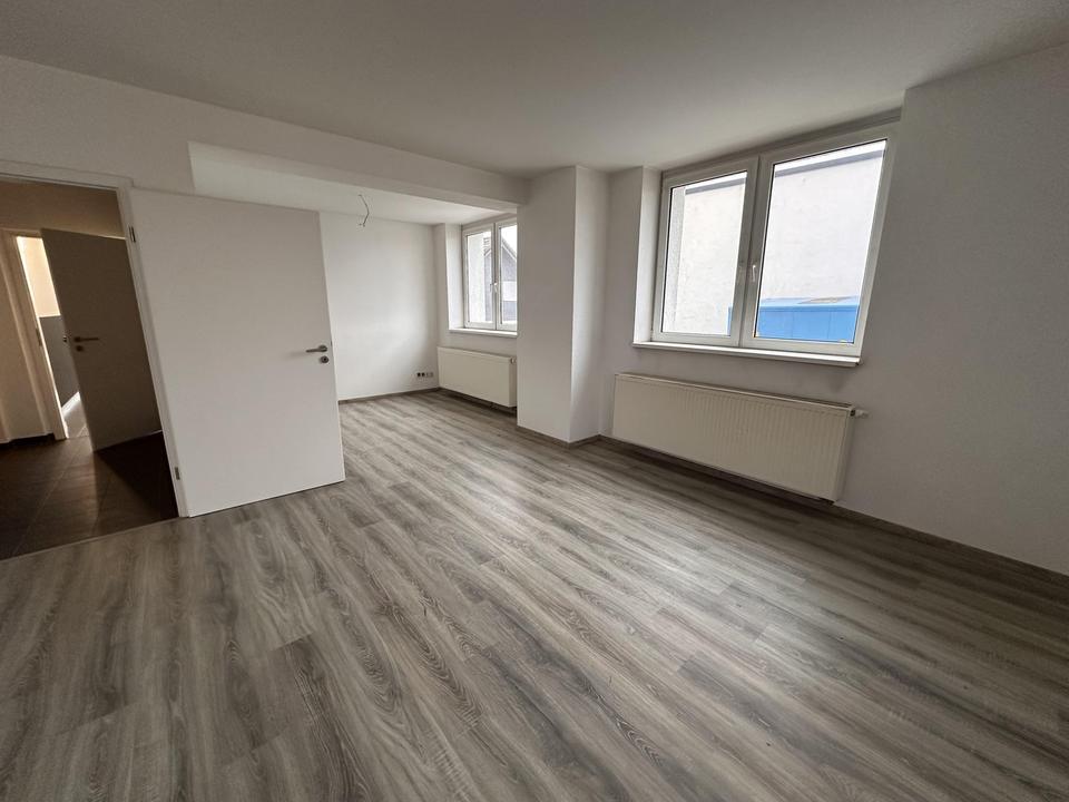 Hachenburg: Rollstuhlgerechte Wohnung mit Balkon und Stellplatz – Bild 3