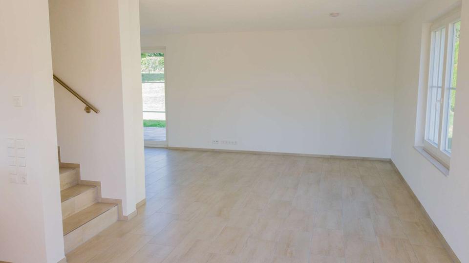 Luxuriöse, neuwertige Doppelhaushälfte im modernen Landhausstil – Bild 12