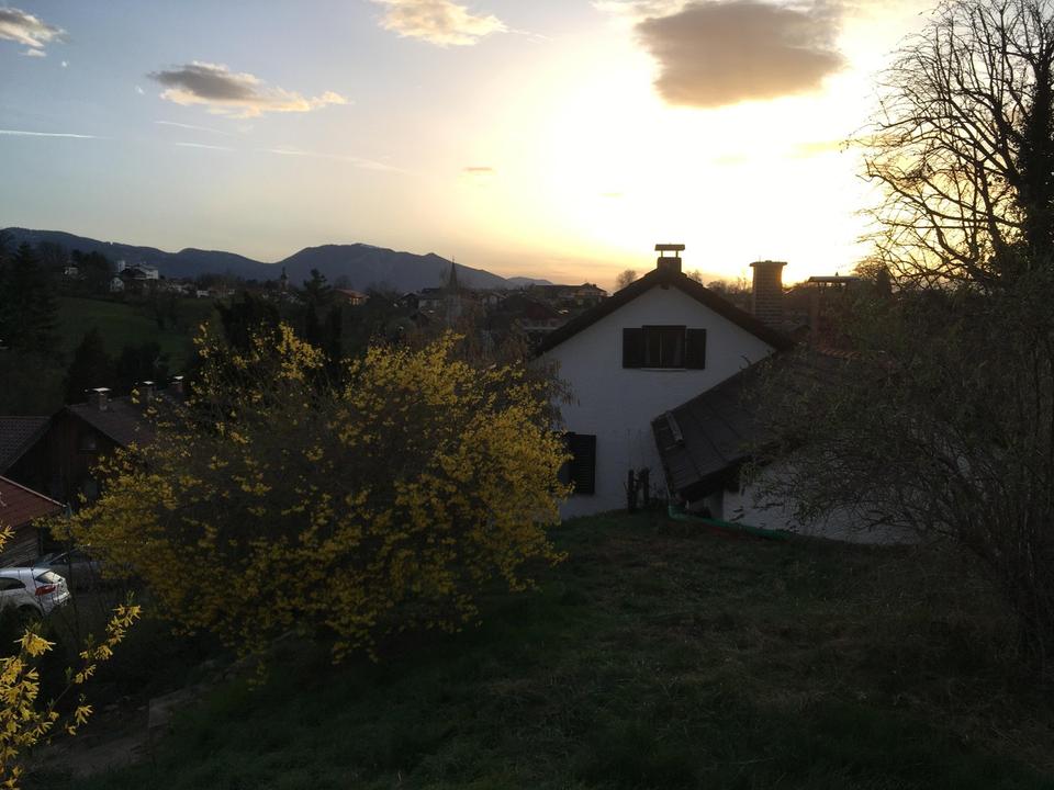 Grundstück mit traumhafter Bergsicht bebaut mit stilechtem 50 ziger Jahre Haus, Privat ohne Makler – Bild 3