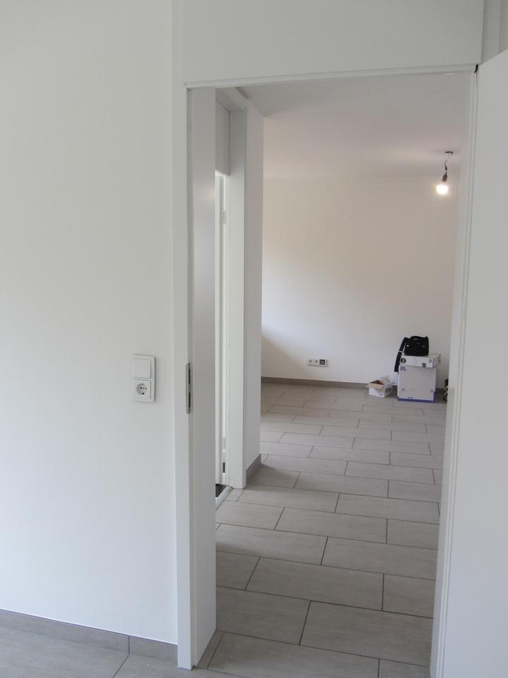 Alfter/Bonn *Wohlfühlwohnung* Aufzug!* SW-Loggia *Stellplatz* Barrierearm*renoviert! – Bild 8