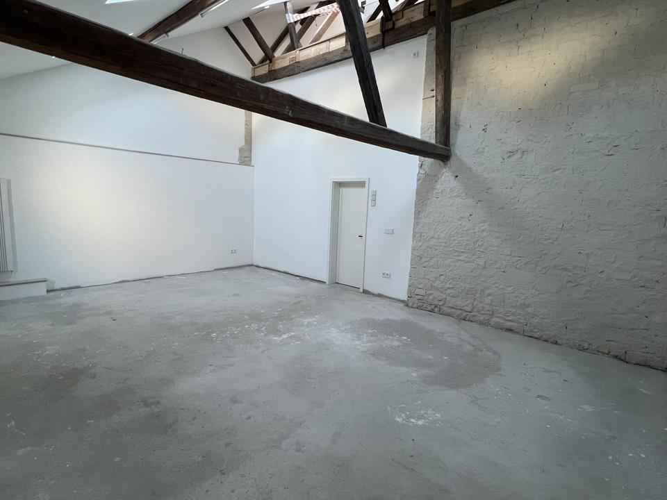 Charmantes Anwesen ideal für Mehrgenerationenwohnen oder Wohnen & Arbeiten – Bild 19