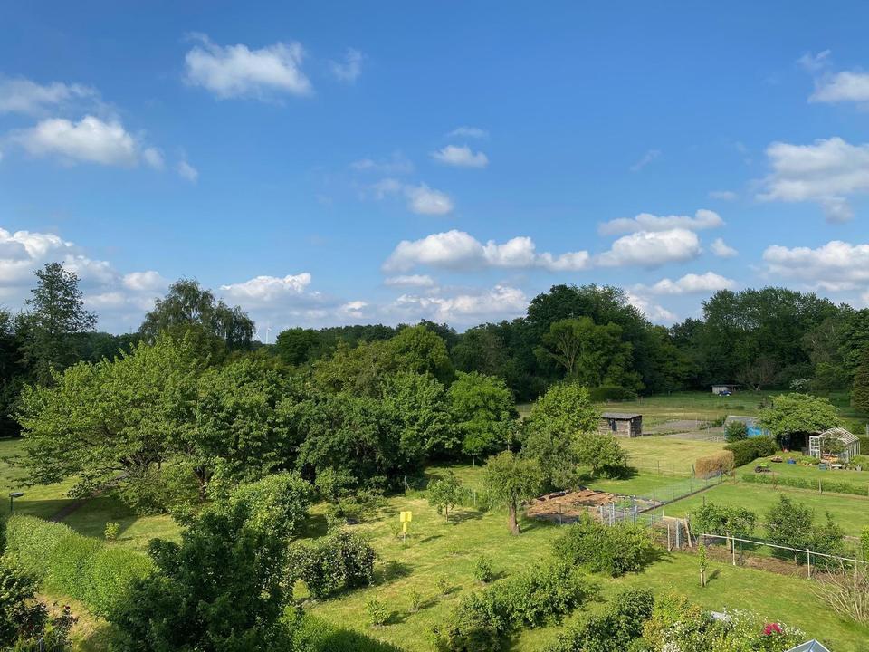 Neuwertige Doppelhaushälfte mit wunderschöner Aussicht – Bild 4