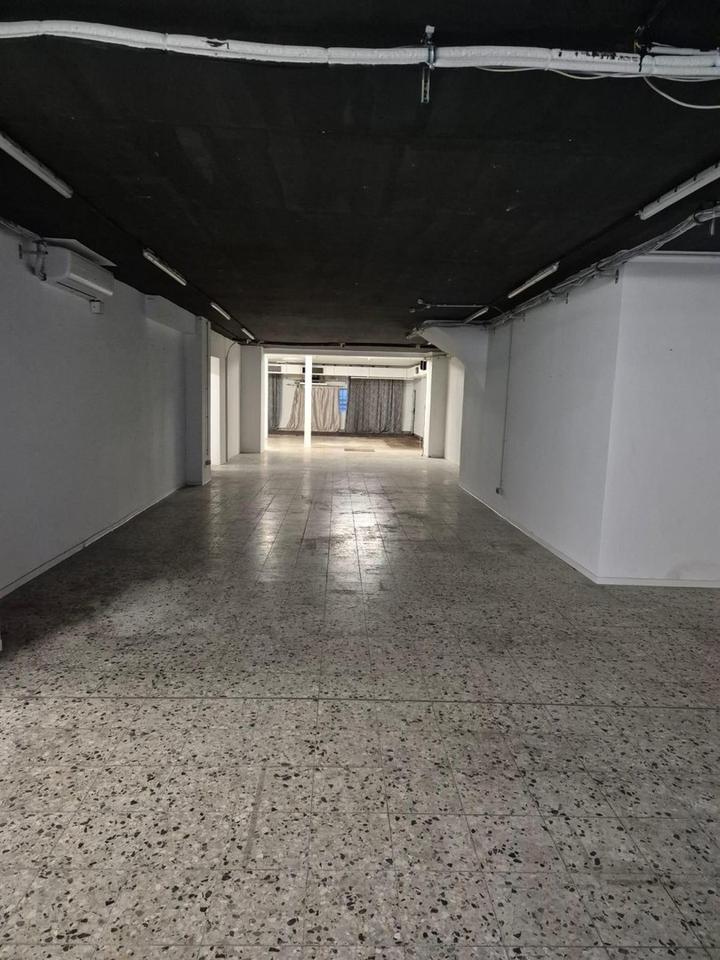 Repräsentative Mietfläche mit großzügigem Grundriss und variabler Nutzung – Bild 8