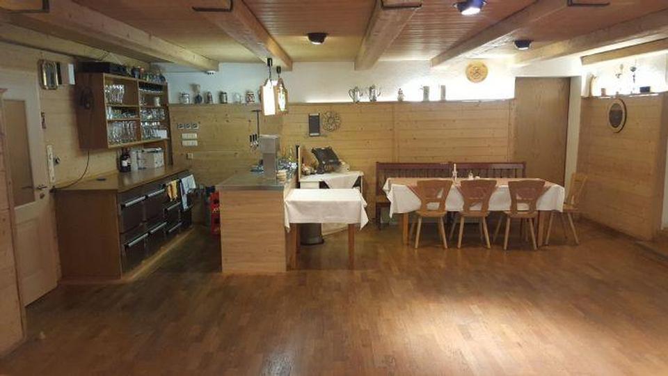 Pension 19 Zimmer, Gasthaus, Biergarten & Betreiberwohnung, Umwandlung "Gewerbe für Wohnen" – Bild 23