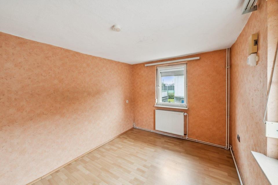 2-Familienhaus mit flexiblen Nutzungsmöglichkeiten – Bild 9