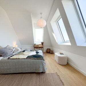 Modernes Neubau-Penthouse mit spektakulärer Dachterrasse