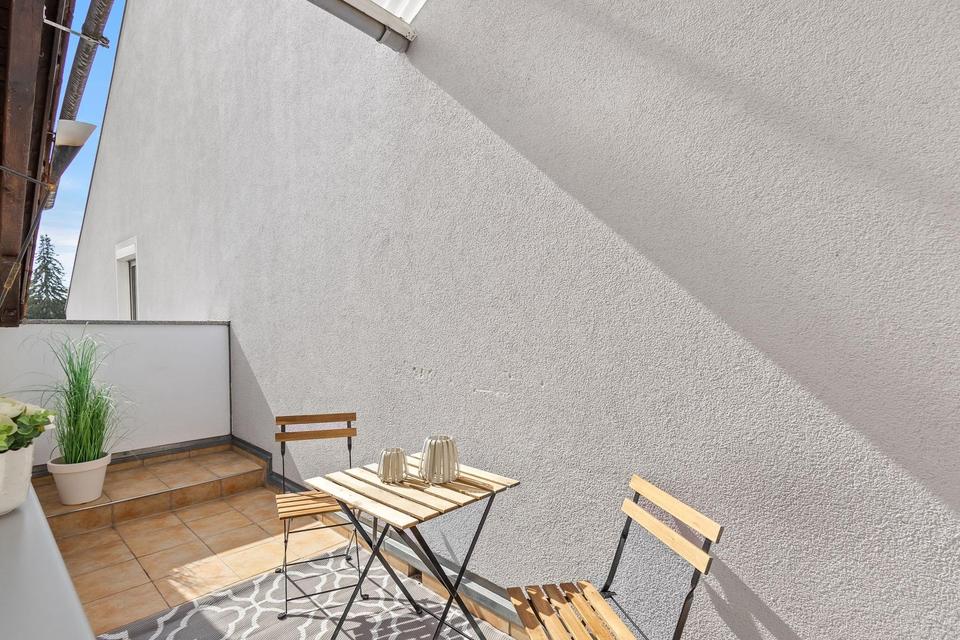 Sofort einziehen! Helle, moderne und lichtdurchflutete 3 Zimmer Wohnung in top Lage in Neutraubling – Bild 9