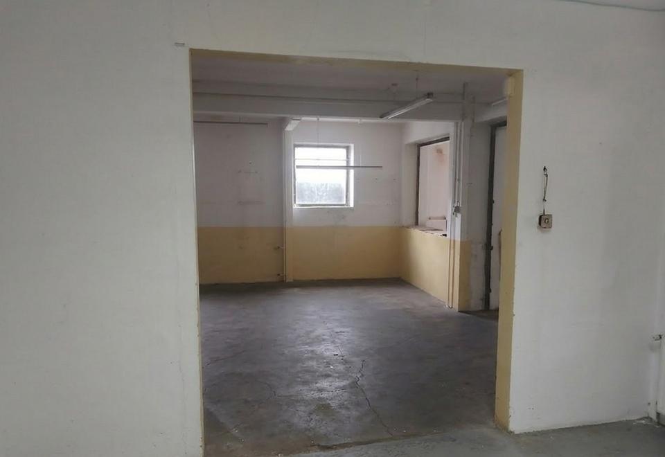 Vermiete Werkshalle/Lager/Büro mit Potential – Bild 2