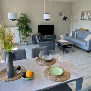 EINZIEHEN & WOHLFÜHLEN... moderne 2-Zimmerwohnung in Bestlage