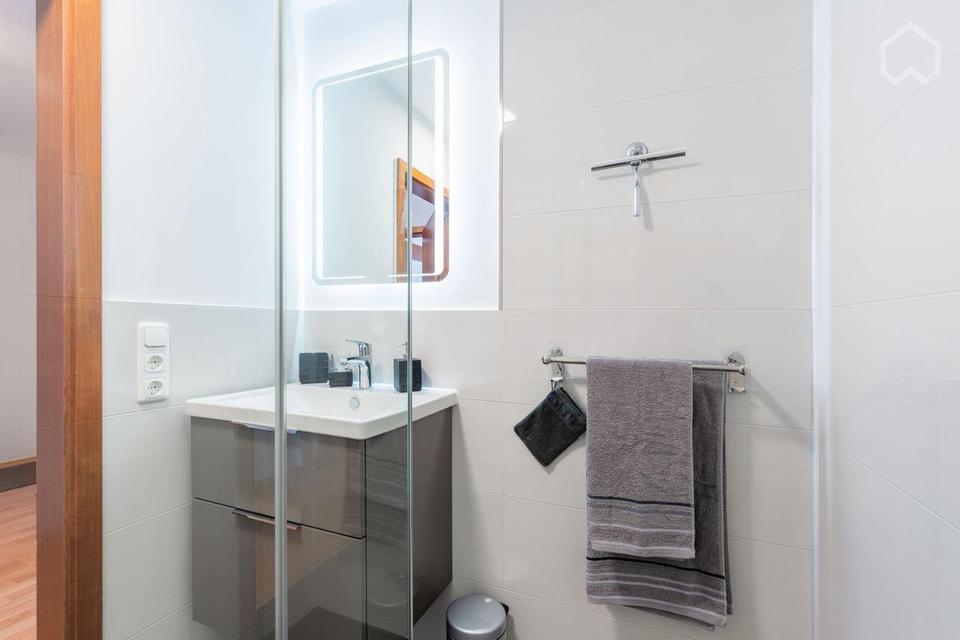 Helle Wohnung mit Balkon – Bild 4