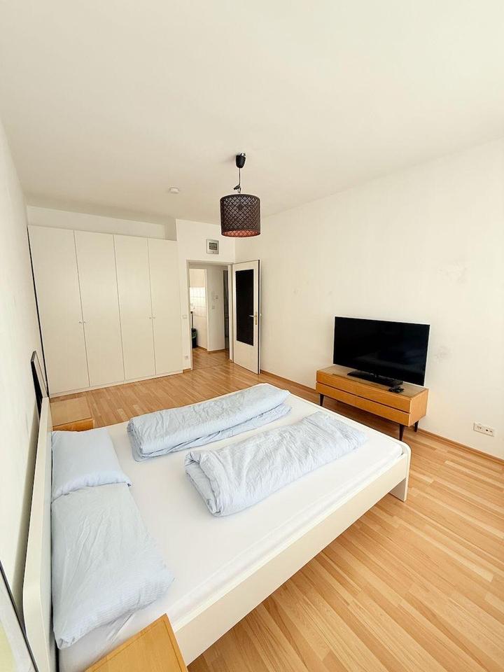 Bonn-Zentrum: 3-Zimmer-Wohnung mit Terrasse & Panoramablick, 1A-Lage Fußgängerzone – Bild 10