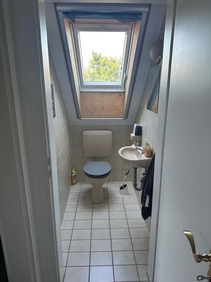 Provisionsfreie Vollmöblierte Maisonette Wohnung + 2 Stellplätze – Bild 10