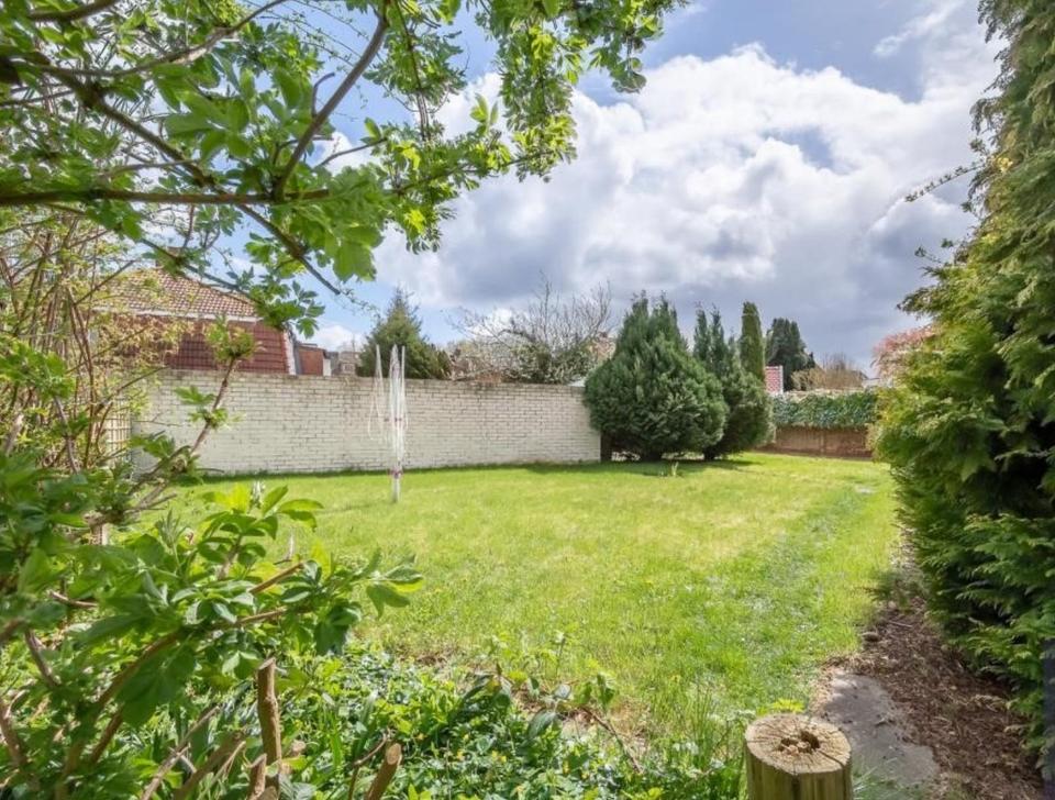 Kernsanierte 4-Zimmer-Wohnung mit großem Garten – ideal für Familien – Bild 2