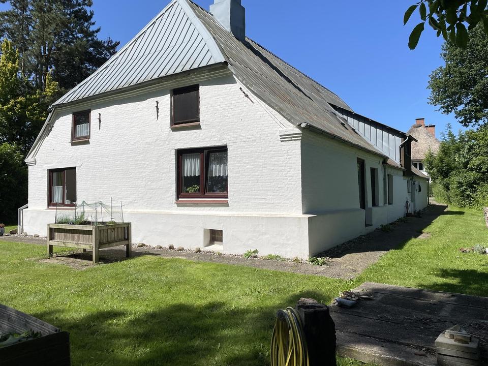 - provisionsfrei - Gemütliches Einfamilienhaus mit großem Garten – Bild 2