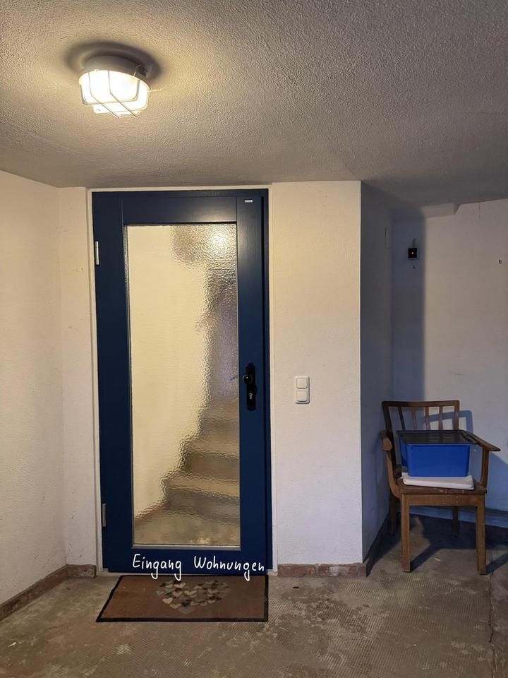 Haus mit zwei Wohneinheiten und einem separaten großen Garten – Bild 2