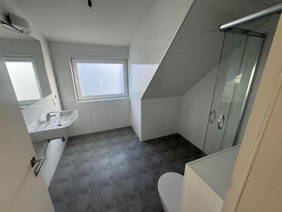 Leverkusen Waldsiedlung Hell Modern 6-Zimmer Bezugsfertig – Bild 4