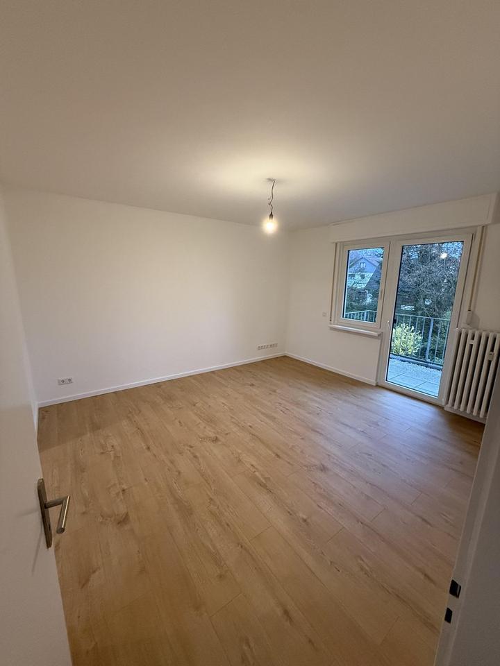 Helle, renovierte 3‑Zimmer‑Wohnung mit Balkon in Top‑Lage