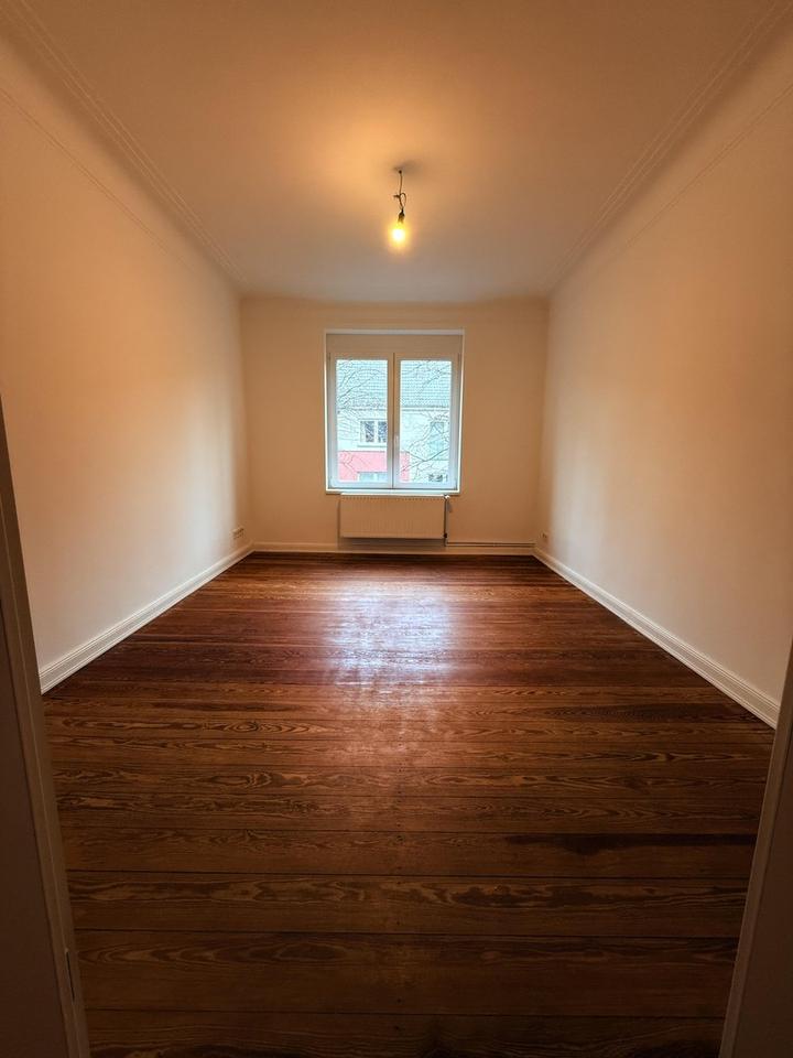 Charmante Altbauwohnung neu interpretiert – 3 Zimmer, Aufzug & hochwertiger Sanierungsstandard – Bild 8