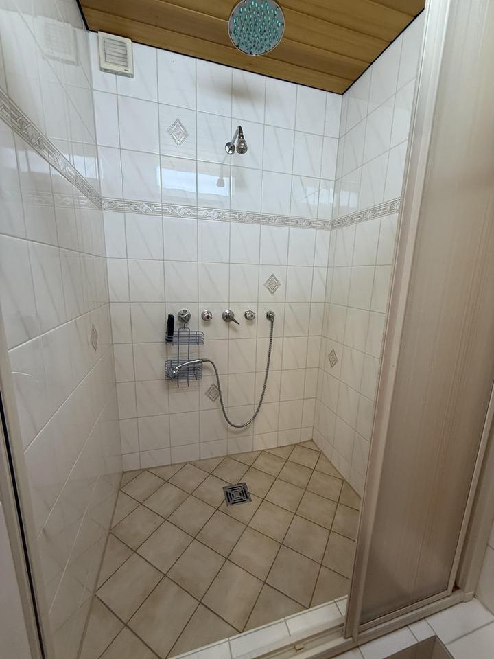 Großzügiges Einfamilienhaus mit Garten, Doppelgarage & vielseitigen Nutzungsmöglichkeiten – Bild 9