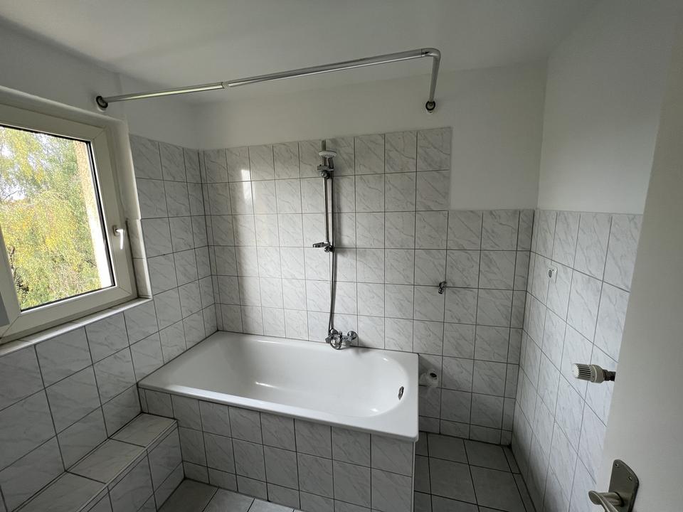 2,5-Zi-Whg mit Küche im DG in Hattingen-City – Bild 3