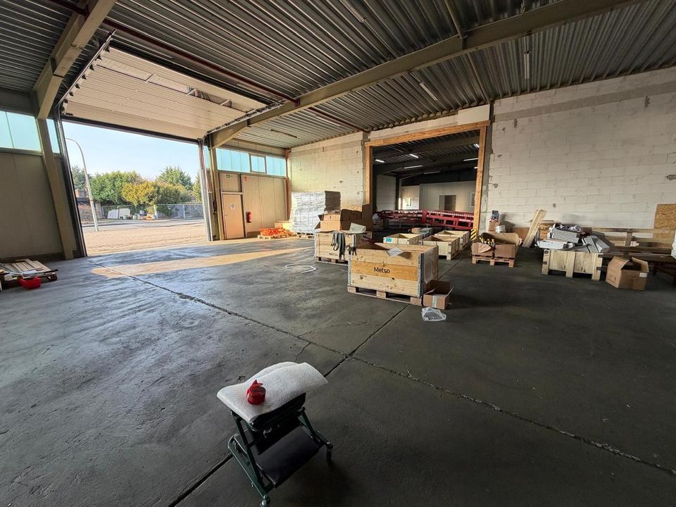 Vielseitige Gewerbeimmobilie mit Bürofläche in Top-Gewerbelage – Bild 4