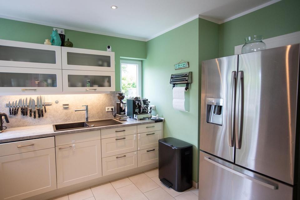 Vollausgestattete, möblierte Moderne Doppelhaushälfte am Wörthsee – Bild 2