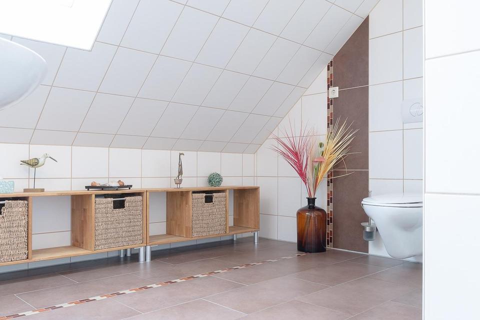 Renditestarkes Ferienhaus auf Usedom mit Einliegerwohnung – 49.800 € Einnahmen – provisionsfrei – Bild 11