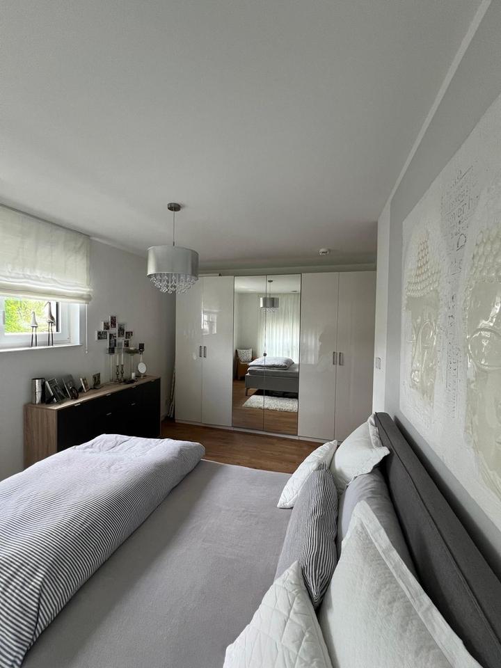 Moderne 3-Zimmer-Neubauwohnung mit Garten im Erdgeschoss – Bild 12