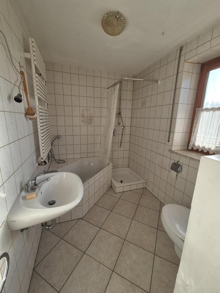 Bieterverfahren: 2-Fam.Haus inkl. 1700qm Grund in Engelsberg – Bild 12