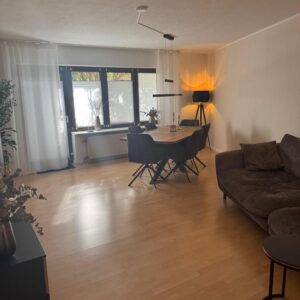 Hennef, Schöne Erdgeschosswohnung 103 qm 3 Zimmer, Küche, Diele, Bad, G-WC