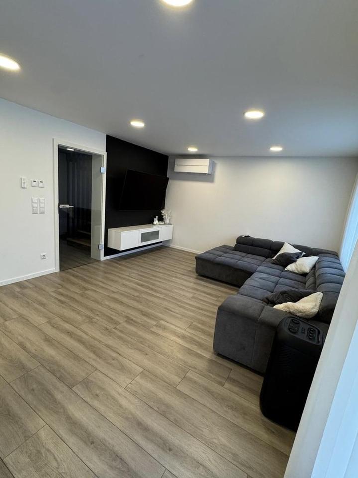 Kernsaniertes Reihenendhaus mit 2 Garagen – Bild 23