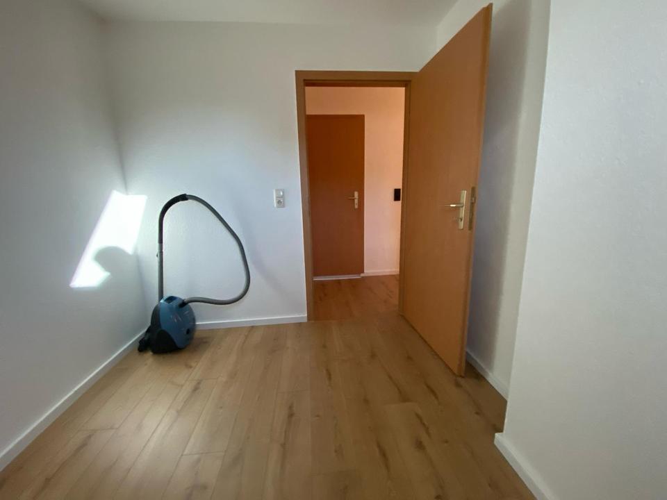 Renovierte Dachgeschosswohnung in ruhiger Lage – Bild 16